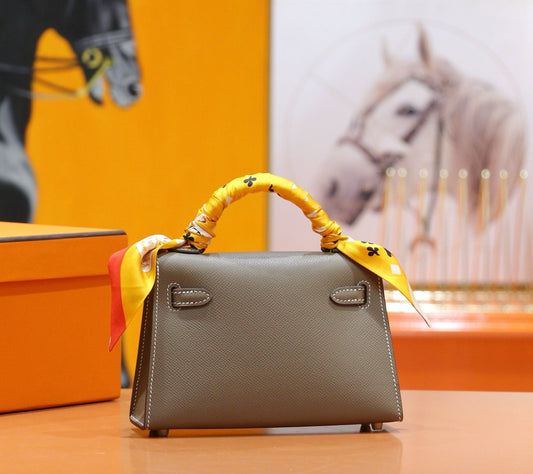 HM Kelly Mini Brown Epsom Sliver Hardware 270310