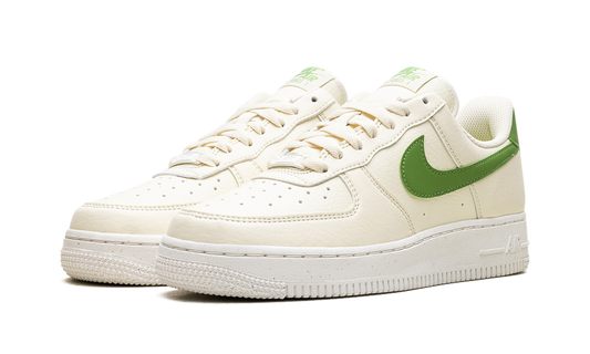 NIKE AIR FORCE 1 '07 LO WMNS "COCONUT MILK" DV3808 102
