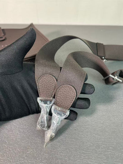 HM Evelyne 23cm Ebene Togo SHW