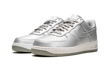 Air Force 1 '07 LV8 "SILVER" 718152 013