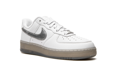 Air Force 1 "White / Metallic Silver" DX3945 100