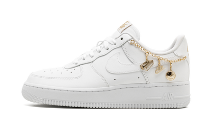 AIR FORCE 1 '07 LX MNS WMNS "Lucky Charms" DD1525 100