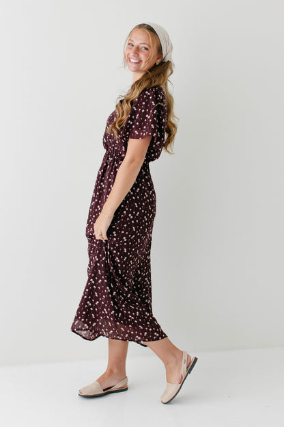'Naomi' Floral Midi Dress in Wine