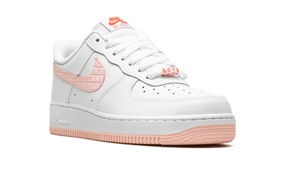AIR FORCE 1 LO MNS WMNS "Valentine's Day 2022" DQ9320 100