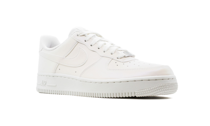 AIR FORCE 1 '07 MNS WMNS "Reflective White" DC2062 100