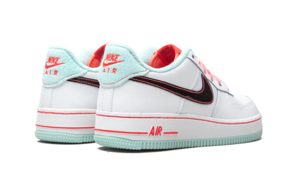 Air Force 1 '07 LV8 GS "White / Atomic Pink" DD7709 100