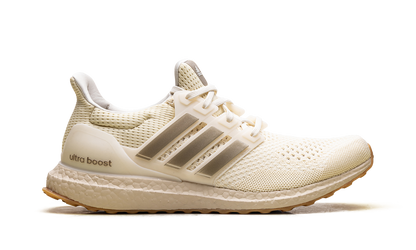 UltraBoost 1.0 WMNS "Warm Vanilla Cyber Metallic" JS1265