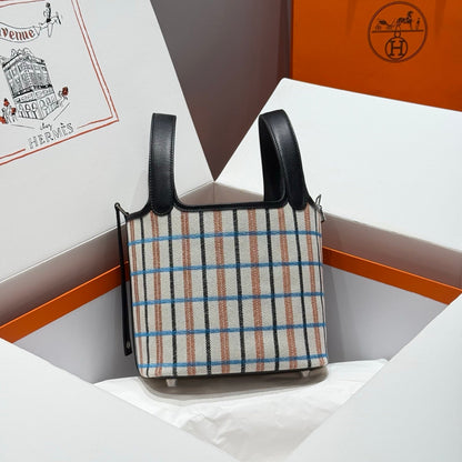 Picotin Lock 18 Black Swift Calfskin Multicolor H Canvas