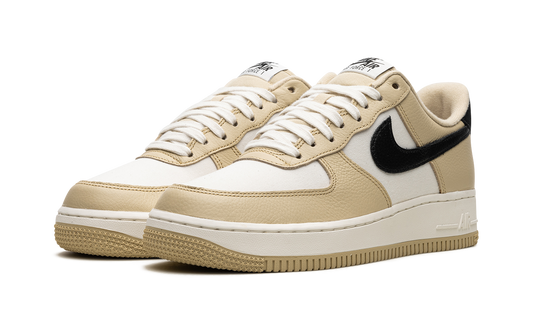 Air Force 1 '07 LX Low "Team Gold" DV7186 700