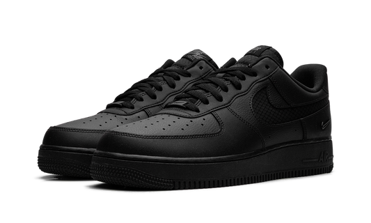 Air Force 1 '07 LV8 "Triple Black Ripstop" IH4452 001