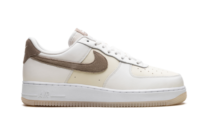 Air Force 1 "Coconut Milk" FN5832 101
