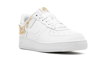 AIR FORCE 1 '07 LX MNS WMNS "Lucky Charms" DD1525 100