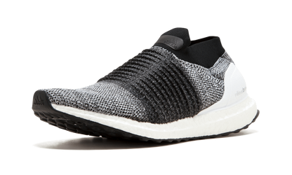 UltraBoost Laceless "Oreo" BB6141